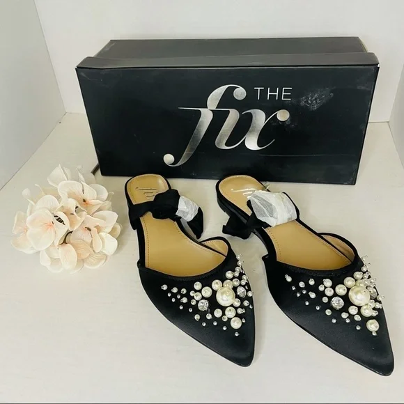 The Fix Women's Porter Pointed Toe Ankle Wrap Flat Slide Pearls Black. - Picture 2 of 7